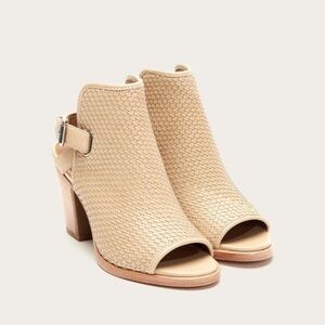 Frye Dani Sling Back Woven Cream Heel Sandal